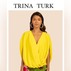 TRINA TURK DEEP WELL TOP. Size:M